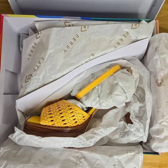 Katy Perry The Steady Ankle Strap Heels Pineapple Yellow Size 8.5 - Picture 13 of 14